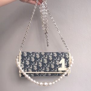 ⭐️ Authentic Rare Vintage Dior WOC, Versatile Wallet on Chain, Crossbody